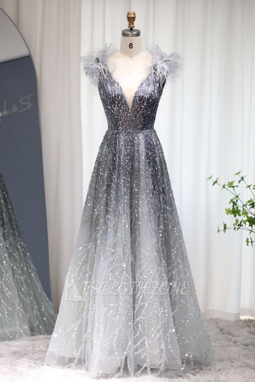 Luxury Glitter Sequins Aline Evening Party Dress V-Neck Fur Floor-Length Formal Dresses