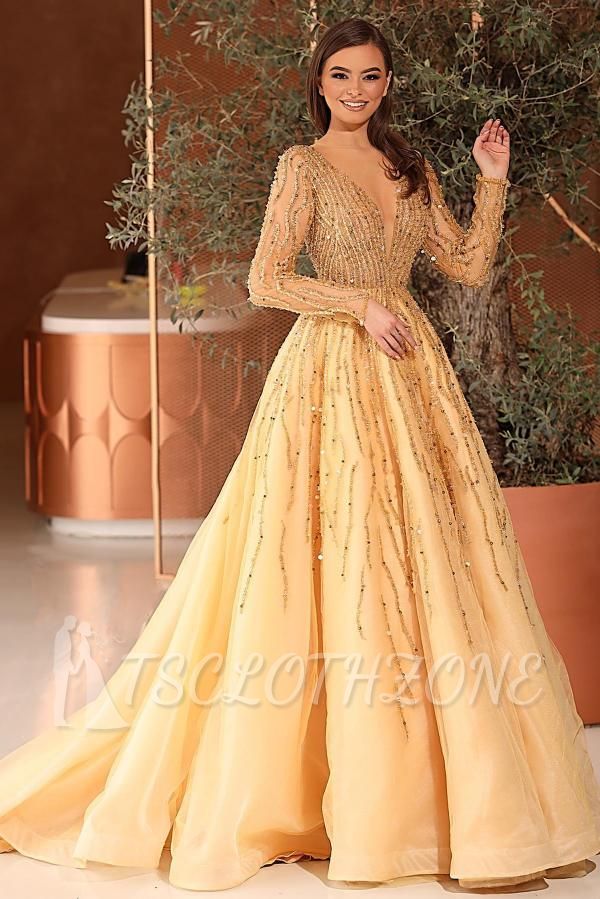 Goldfarbenes, langärmliges, a-linienförmiges, bodenlanges Abendkleid mit V-Ausschnitt