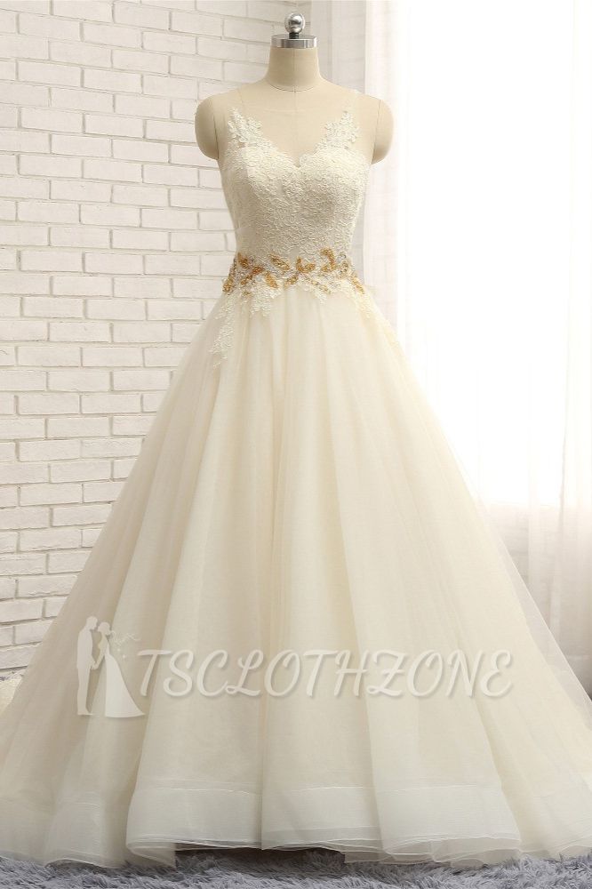 TsClothzone Gorgeous Jewel Sleeveless A-Line Tulle Wedding Dress Lace Appliques Bridal Gowns with Beadings