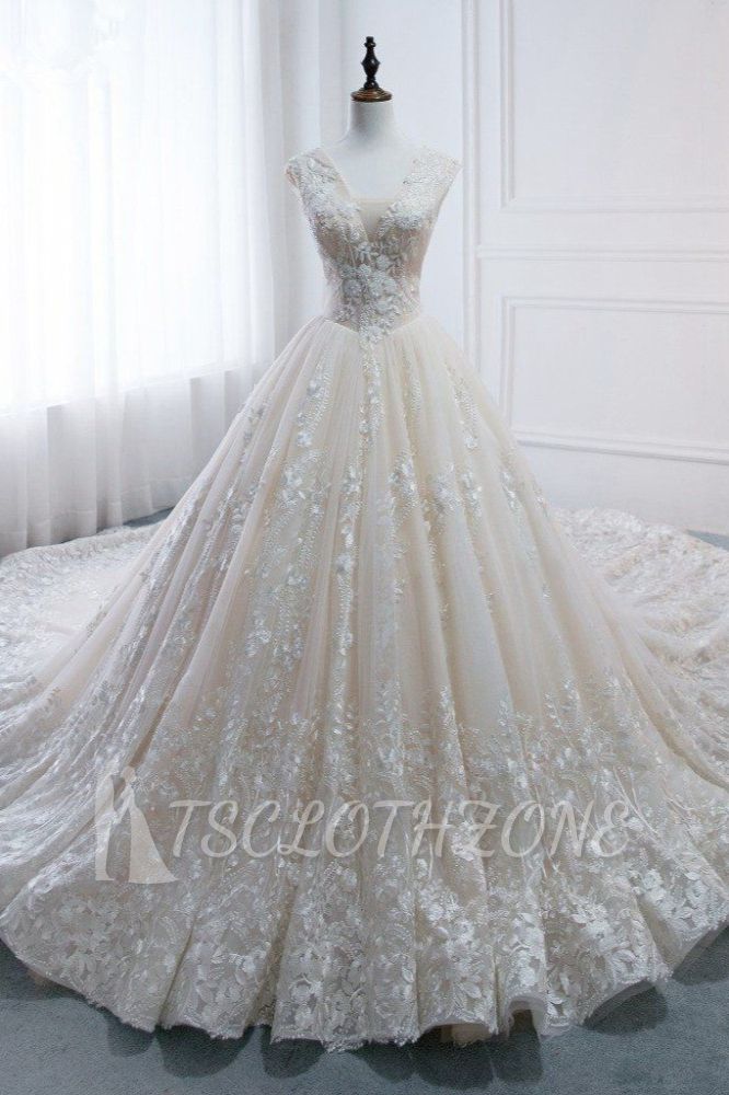 TsClothzone Glamorous Tulle Lace Appliques Wedding Dress V-Neck Pearls Sleeveless Bridal Gowns with Rhinestones On Sale