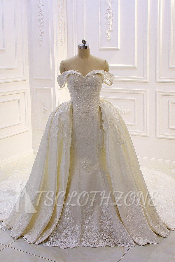 Sweetheart Lace Appliques Off-the-Shoulder Detachable Train Wedding Dress