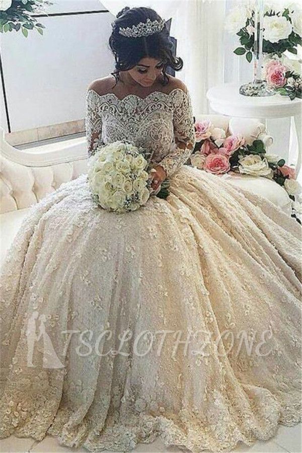 Vintage Ball Gown 2022 Lace Wedding Gowns Beaded Appliques Long Sleeves Lace Bride Dresses