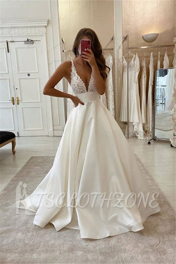 Elegant V-neck Spaghetti Sleeveless Lace A-line Bridal Gowns Floor Length Wedding Dress