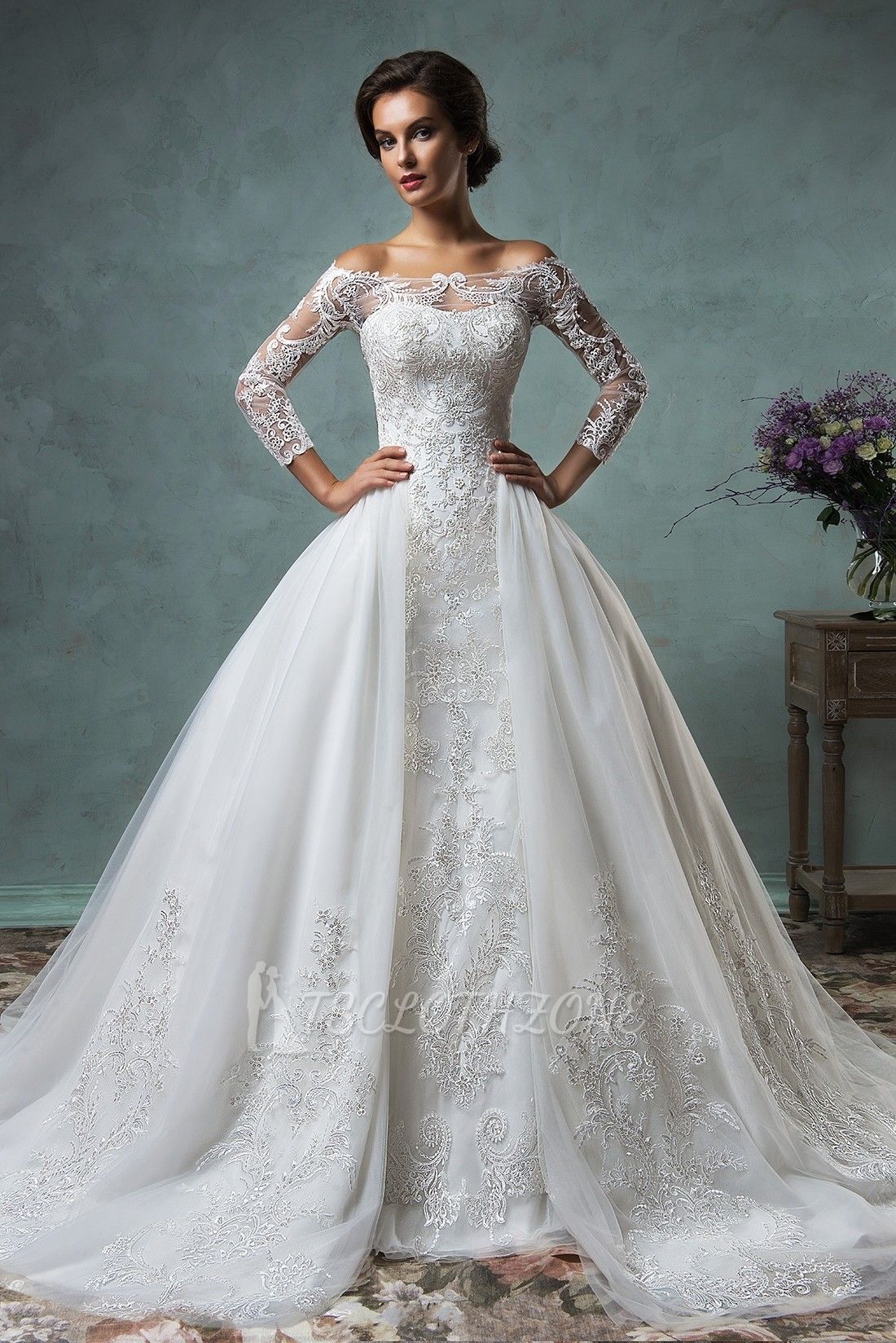 Gorgeous Off the Shoulder Detachable Train Wedding Dresses Long Sleeve Lace 2022 Bride Dress
