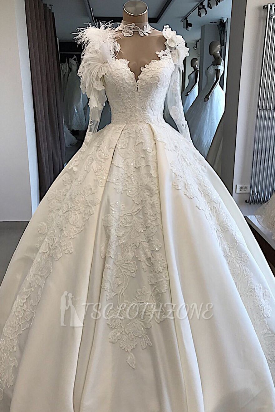 Long-Sleeves Brilliant High-Neck Appliques Flowers Feather Wedding Dresses