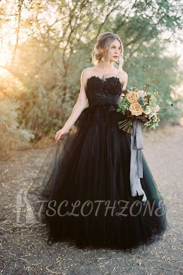 Sweetheart Sleeveless Black Wedding Dress Ball Gown