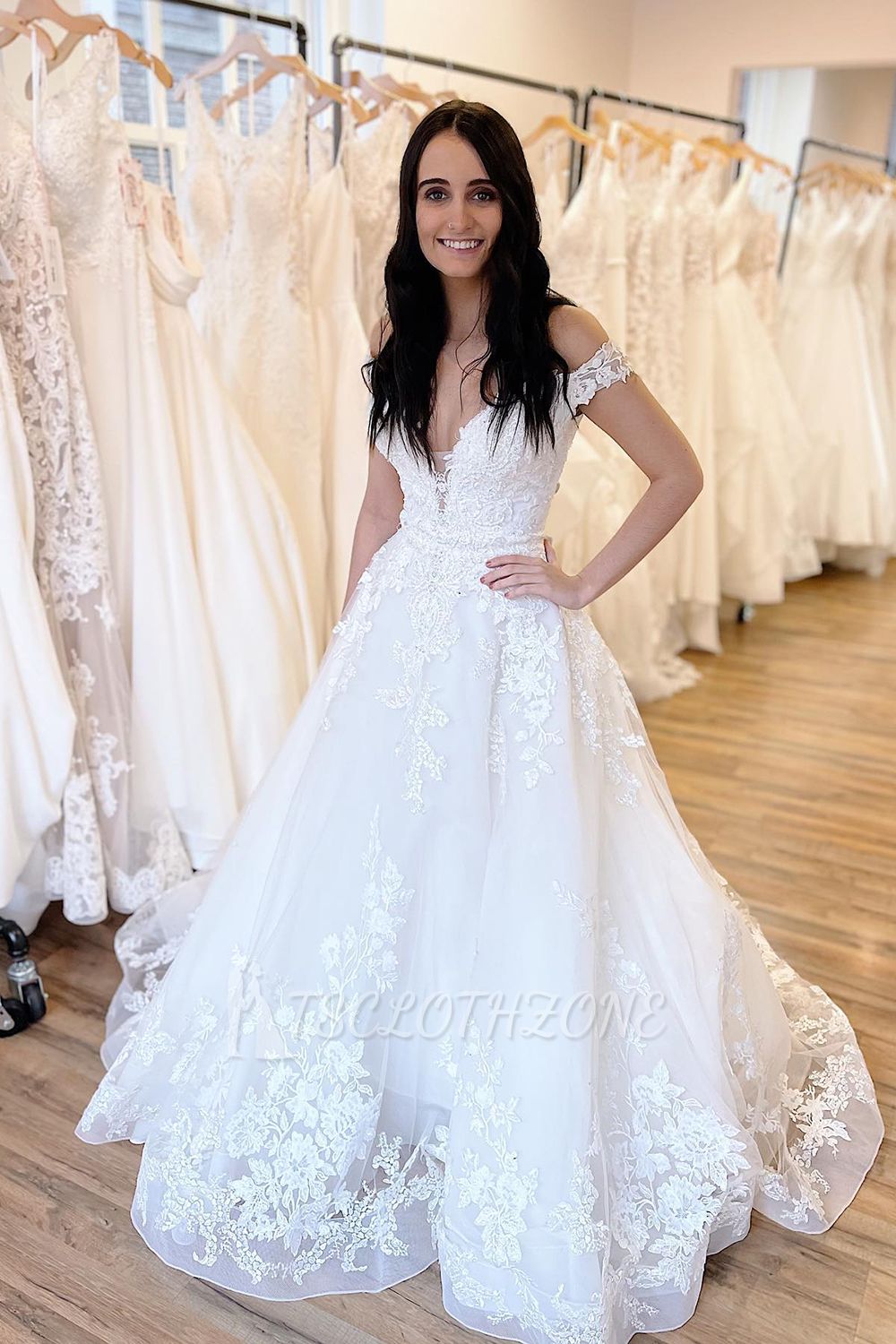 Elegant A-Line Off Shoulder Sweetheart Tulle Appliquéd Lace Wedding Dress