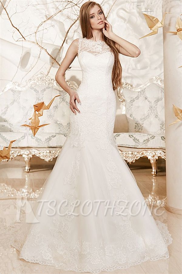 Sexy Mermaid Lace Wedding Dress Long Train Scalloped-edge Bridal Gowns with Button