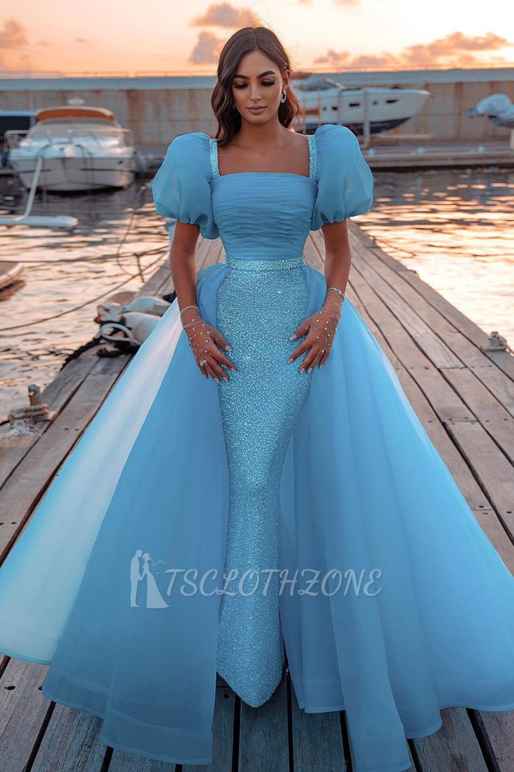 Himmelblaue Prinzessin Meerjungfrau Abendkleider mit Sweep Train Kurzarm Partykleider