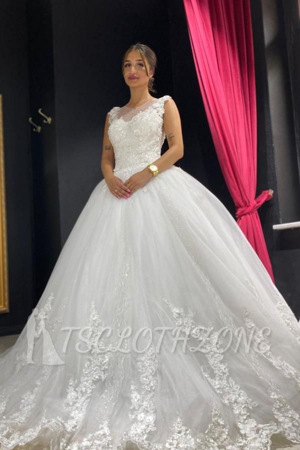 Ärmelloses Prinzessinnen-Brautkleid aus weißer Spitze aus Tüll