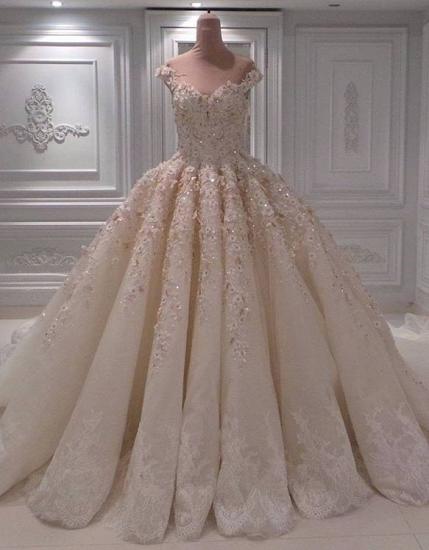 Luxury Sweetheart Ball Gown Lace Appliques Wedding Dresses