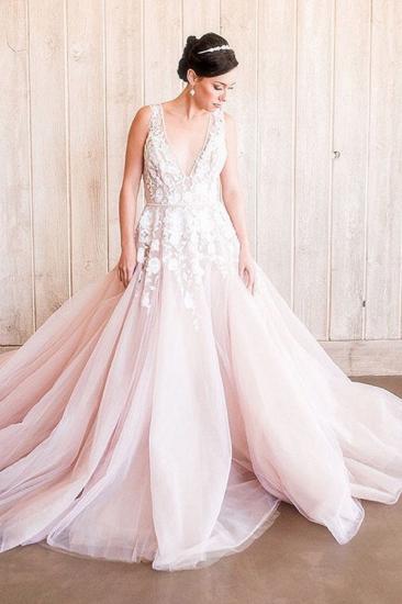 Stunning V-neck Tulle Lace Wedding Gown for Bride_1