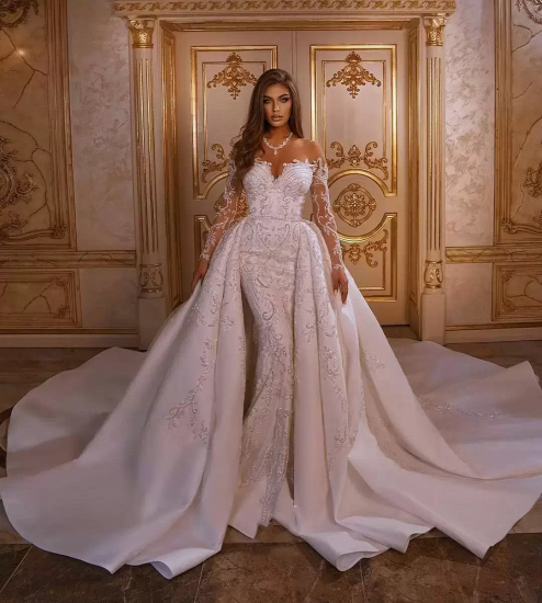 Luxuriöses Meerjungfrau-Hochzeitskleid mit Glitzerkristallen und Ärmeln, langem Sweep-Zug, floralen Applikationen, Brautkleid