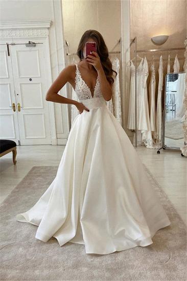 Elegant V-neck Spaghetti Sleeveless Lace A-line Bridal Gowns Floor Length Wedding Dress_1