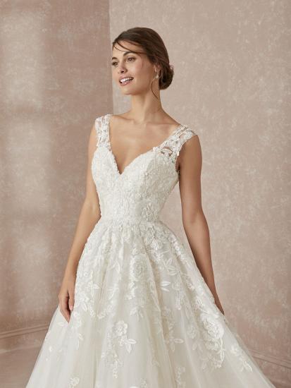 Women Sleeveless White Long Wedding Dress With Lace Appliques_3