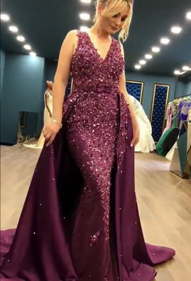 2022 Luxuriöse ärmellose Meerjungfrauen-lange Ballkleider | V-Ausschnitt Overskirt Applikationen Fashion Abendkleid_1