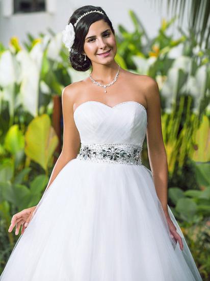 Gorgeous Ball Gown Wedding Dress Sweetheart Tulle Sleeveless Bridal Gowns Open Back On Sale_5