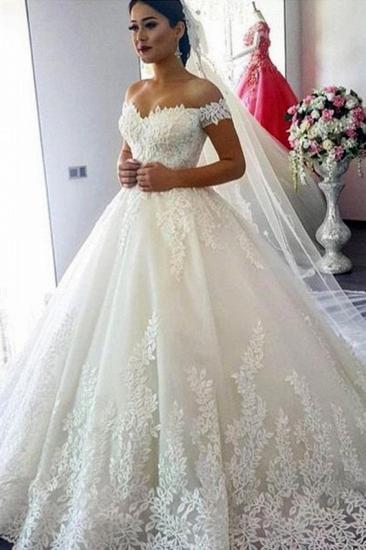 Chic Off The Shoulder Ball Gown Wedding Dresses | Lace Appliques Sweetheart Bridal Gowns_2