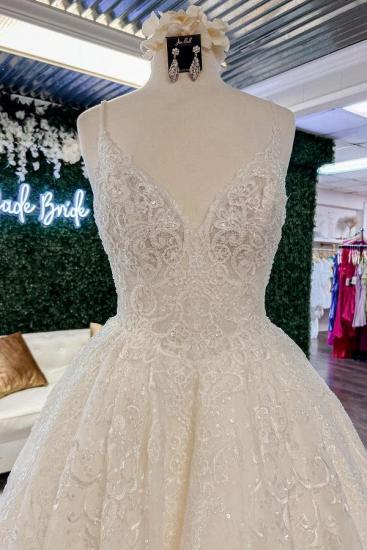 Chic Floral Lace Aline Wedding Dress V-Neck Sleeveless Backless Bridal Dress_3