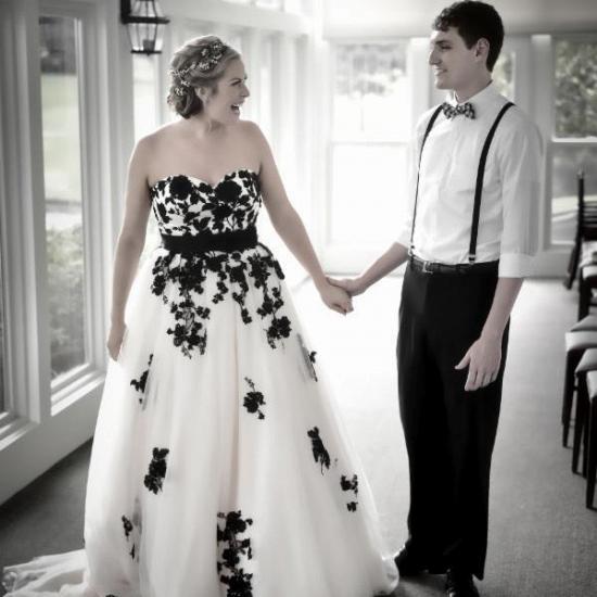 Latest Sweetheart Black Lace Tulle Wedding Dress Bowknot Custom Made Lace-Up Court Train Bridal Gown_2