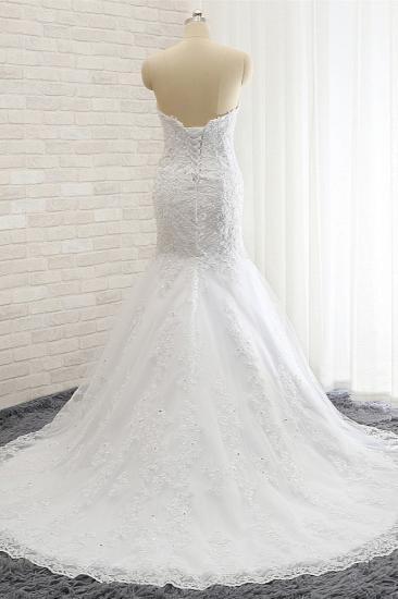 TsClothzone Affordable Strapless Tulle Lace Wedding Dress Sleeveless Sweetheart Bridal Gowns with Appliques On Sale_3