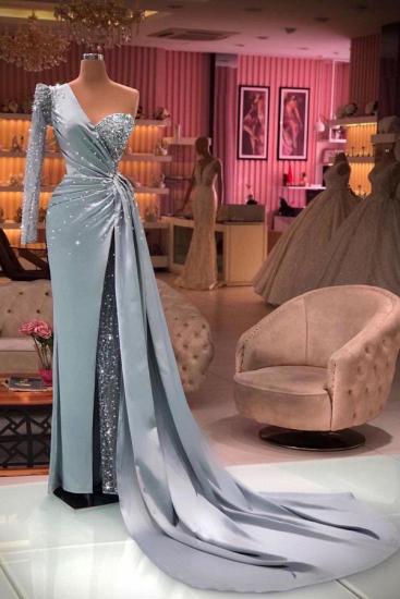 Wunderschönes One-Shoulder-Abendkleid im Meerjungfrau-Stil mit funkelnden Pailletten und seitlicher Schleppe_1