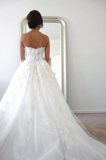 Timeless Bridal Dresses Sweetheart Appliques Flowers Ruffles Tulle Court Train Wedding Gowns_2