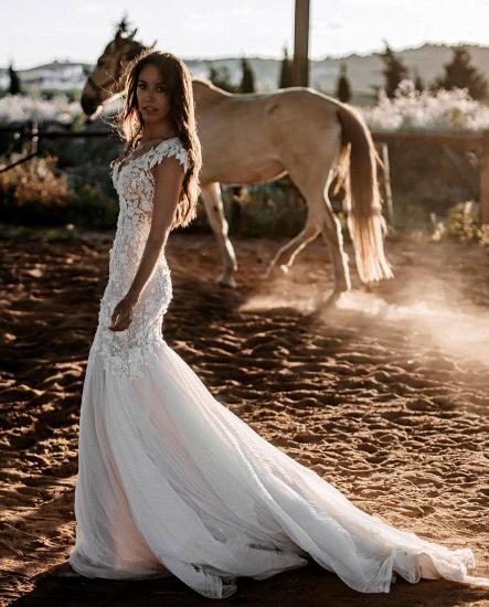 V-Neck Chic Floral Lace and Tulle Mermaid Wedding Dress_4