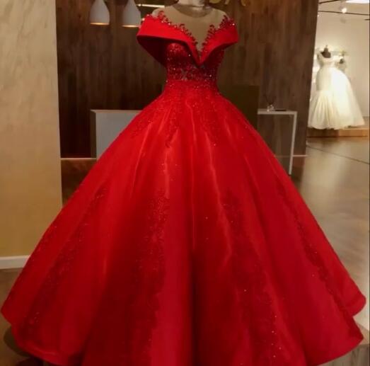 Scarlet Off The Shoulder Quinceanera Dresses | Lace Crystal Puffy Ball Gown Evening Dress_3