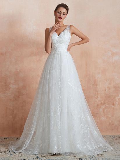 White Sleeveless V Neck Tulle Lace A-Line Wedding Dresses_5